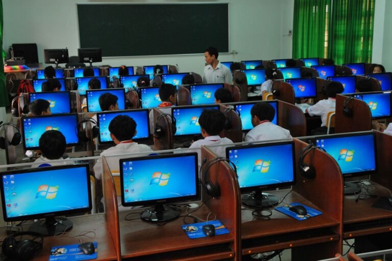 Computer-Based vs Paper-Based IELTS in Pakistan: Which Should You Choose?
